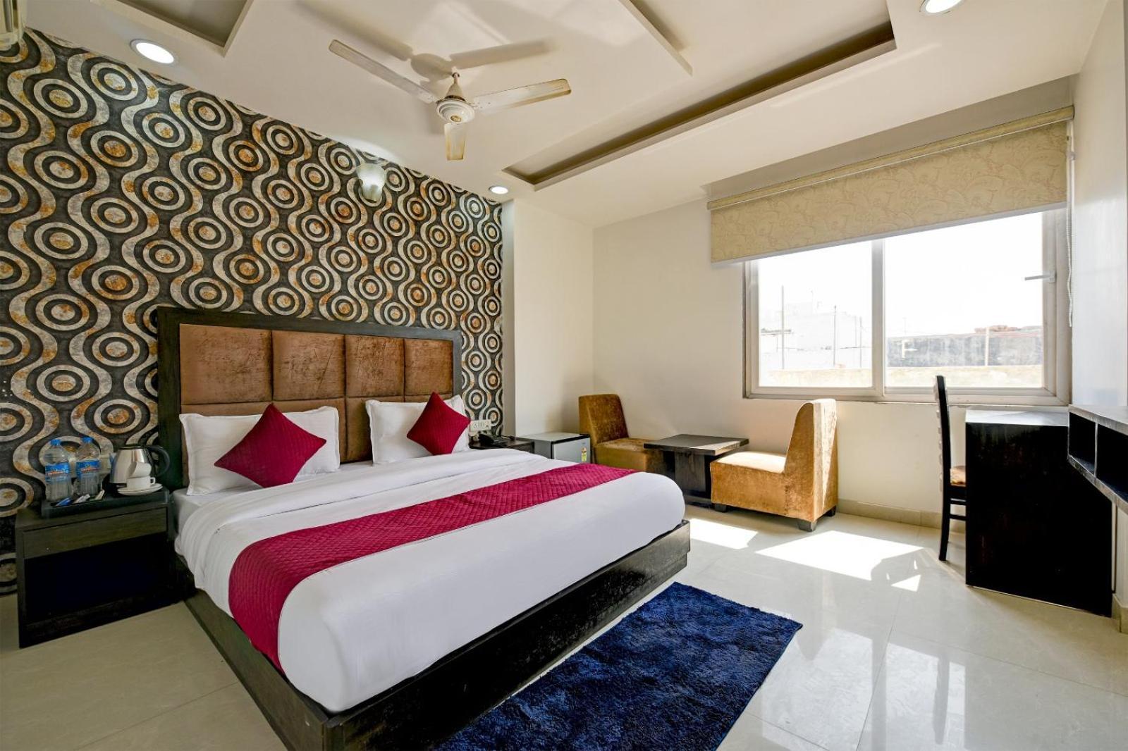 The Atlantes Suite Near Delhi Airport New Delhi Bagian luar foto